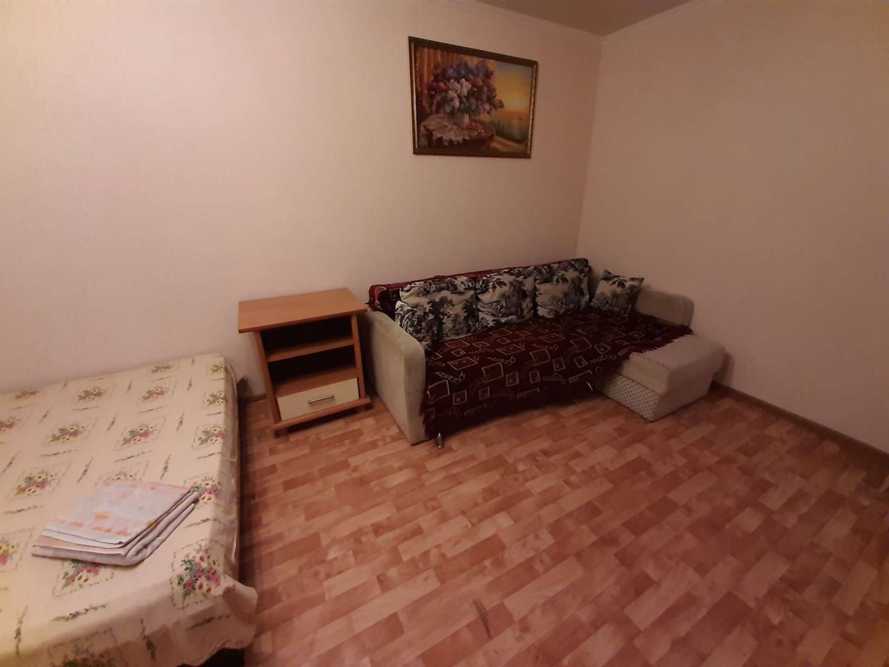 Чистая уютная квартира в новом районе