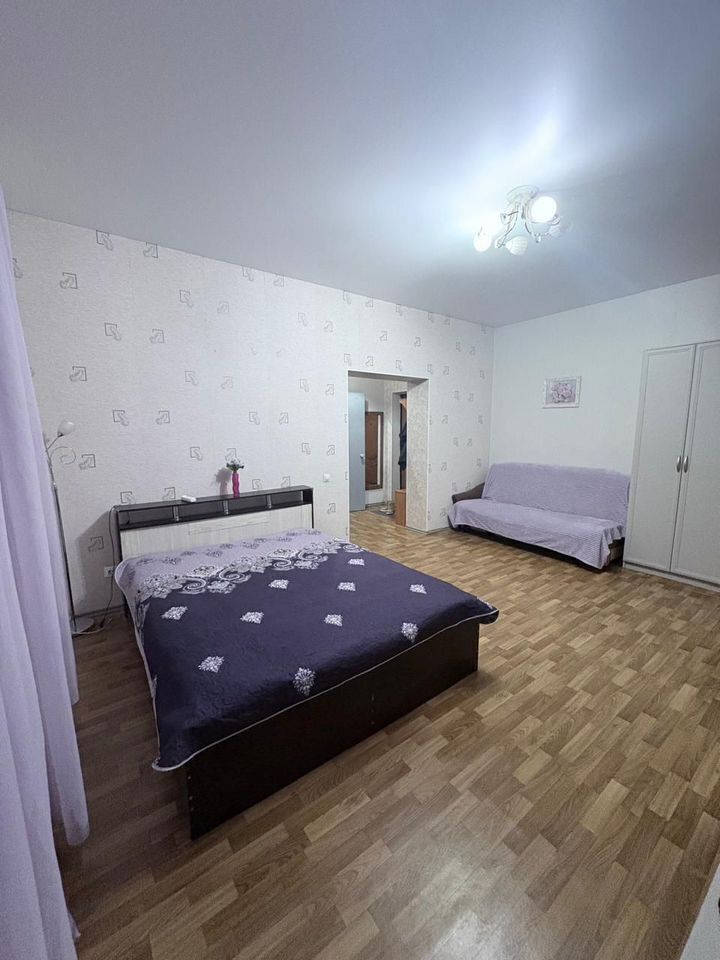 Kвaртирa нa сaмой Набеpежнoй